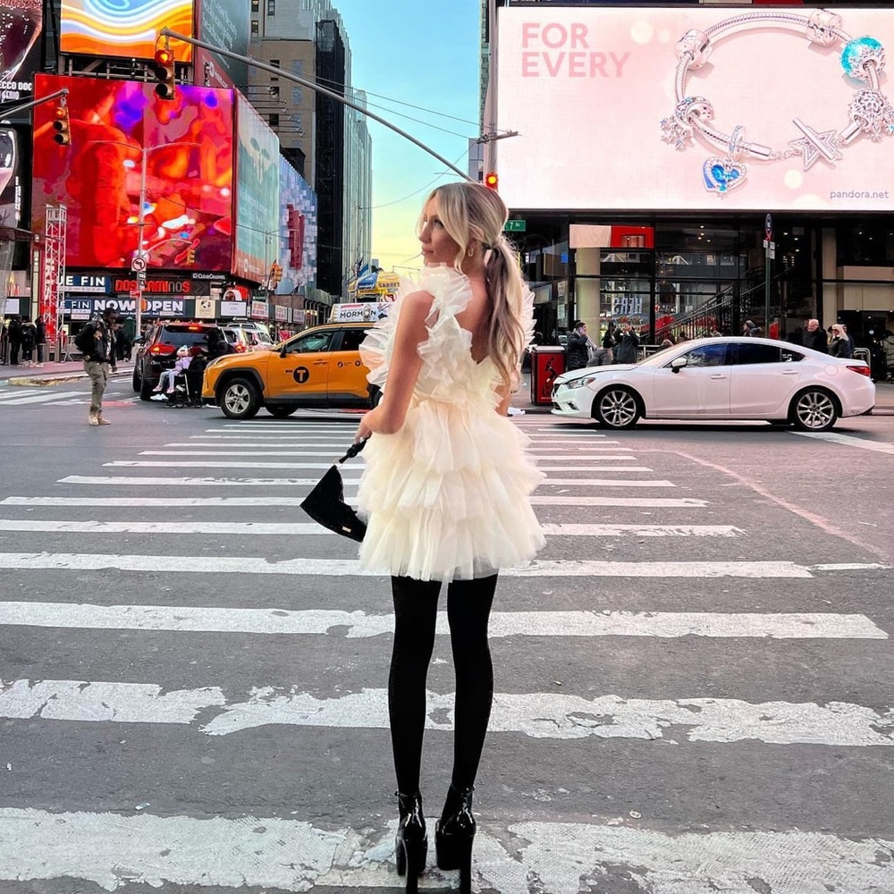 Alix Earle worn Lauren Nicole white tulle dress!